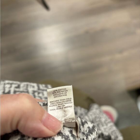 Loft Gray and White Print Pull On Mini Skirt Drawstring Waist Size Large - Picture 7 of 7